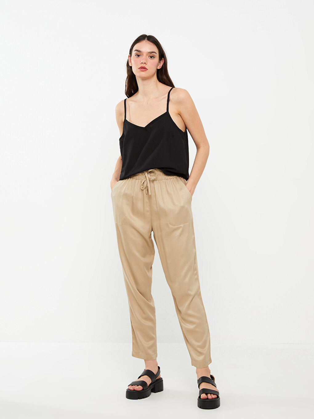 Pantaloni Simpli Croială Carrot Cu Talie Elastică Pentru Femei