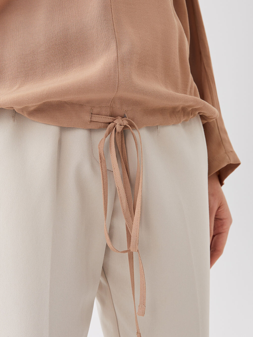 Bluză cu Guler Rotund Simplă cu Mânecă Lungă pentru Femei-3