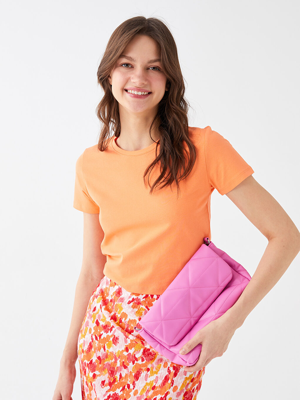 Turuncu Bisiklet Yaka Düz Kısa Kollu Crop Kadın Tişört-1