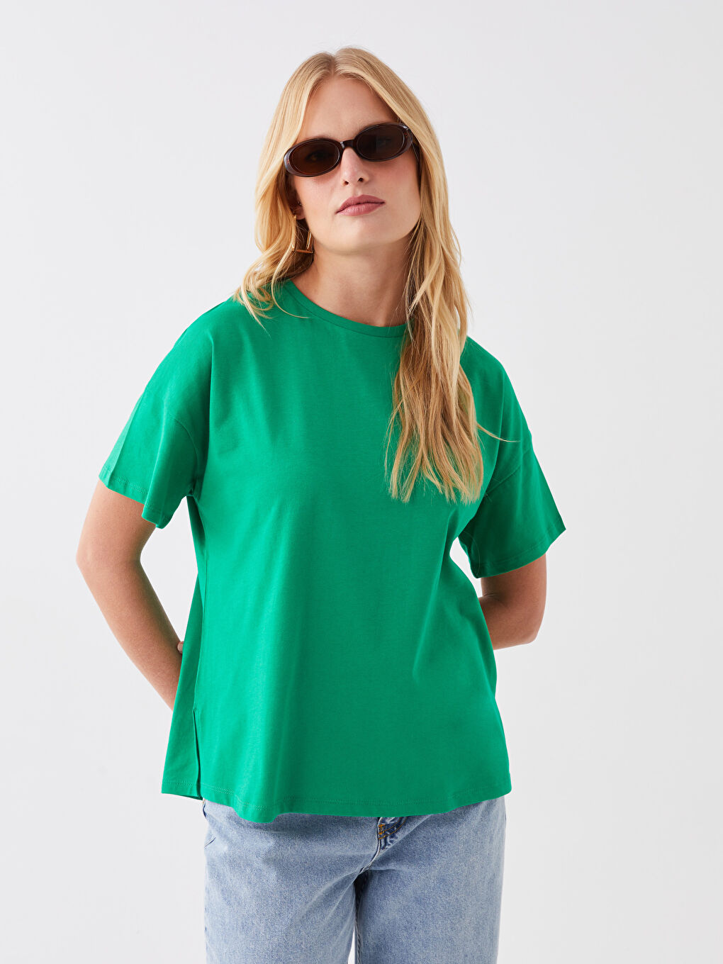 Yeşil Bisiklet Yaka Düz Kısa Kollu Oversize Kadın Tişört