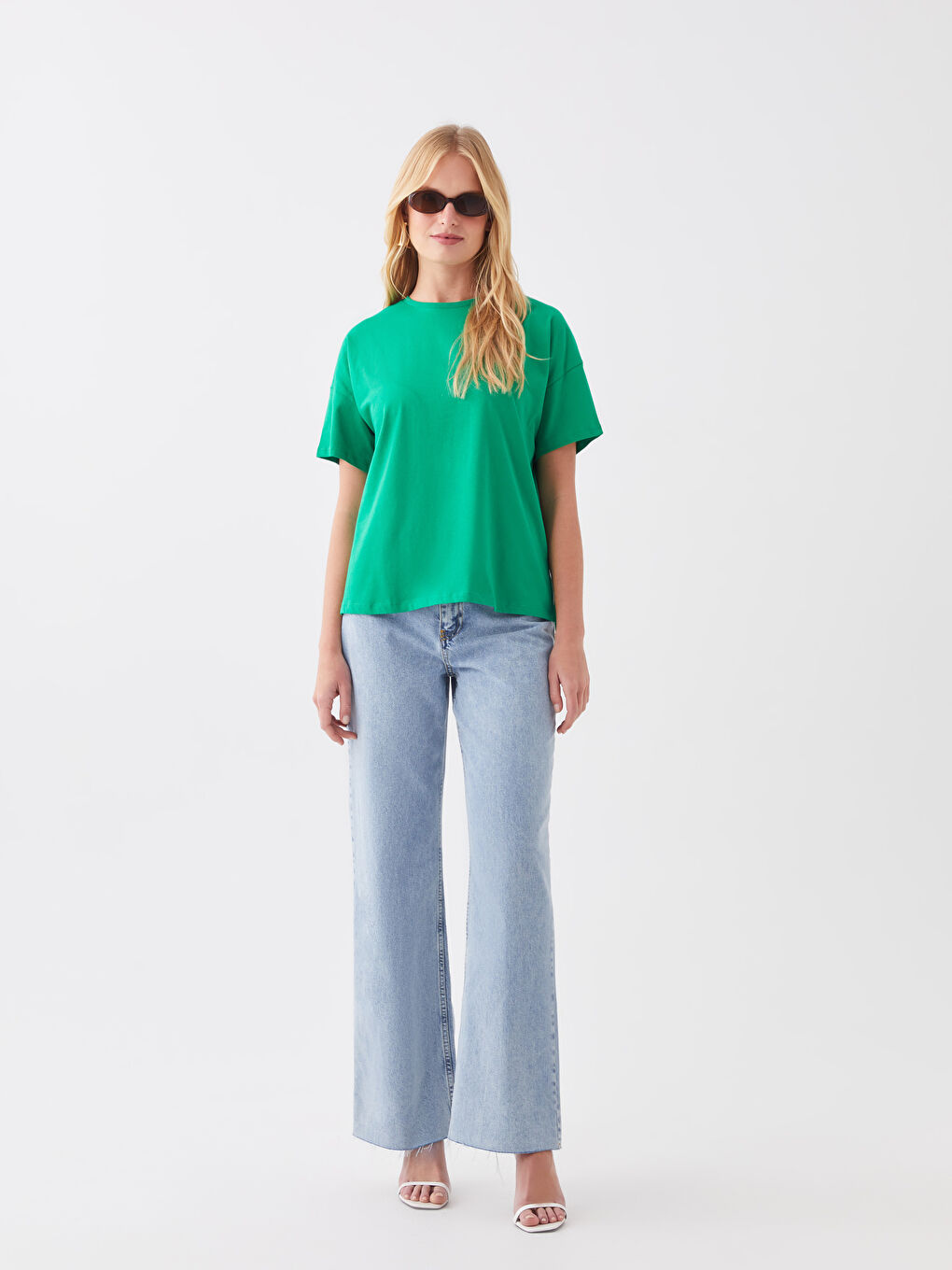 Yeşil Bisiklet Yaka Düz Kısa Kollu Oversize Kadın Tişört-2