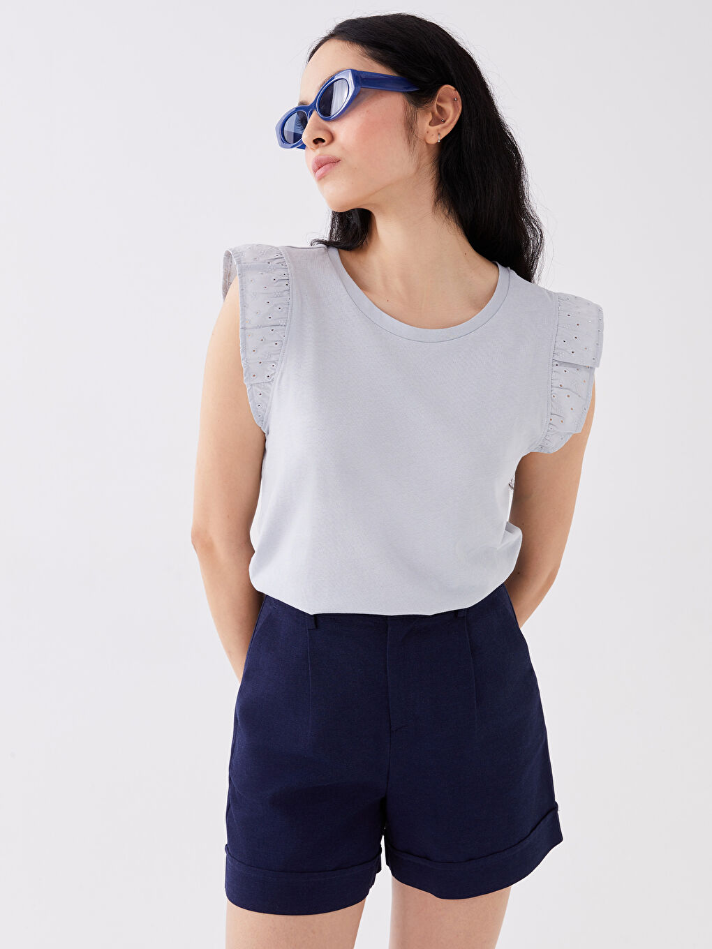 Әйелдерге арналған дөңгелек жағалы өрнексіз қысқа жең футболка-1