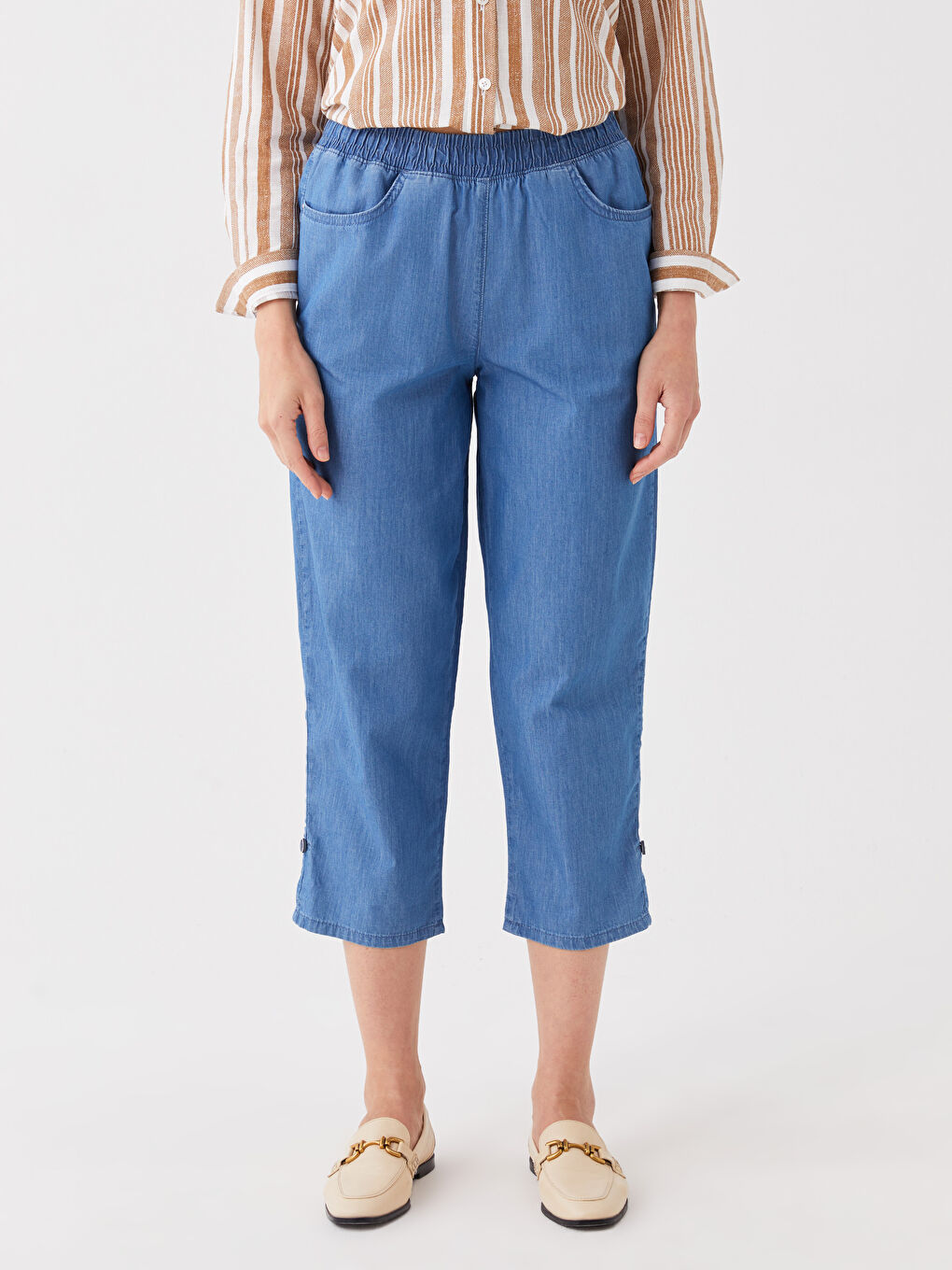 Mavi Beli Lastikli Kadın Jean Kapri-3
