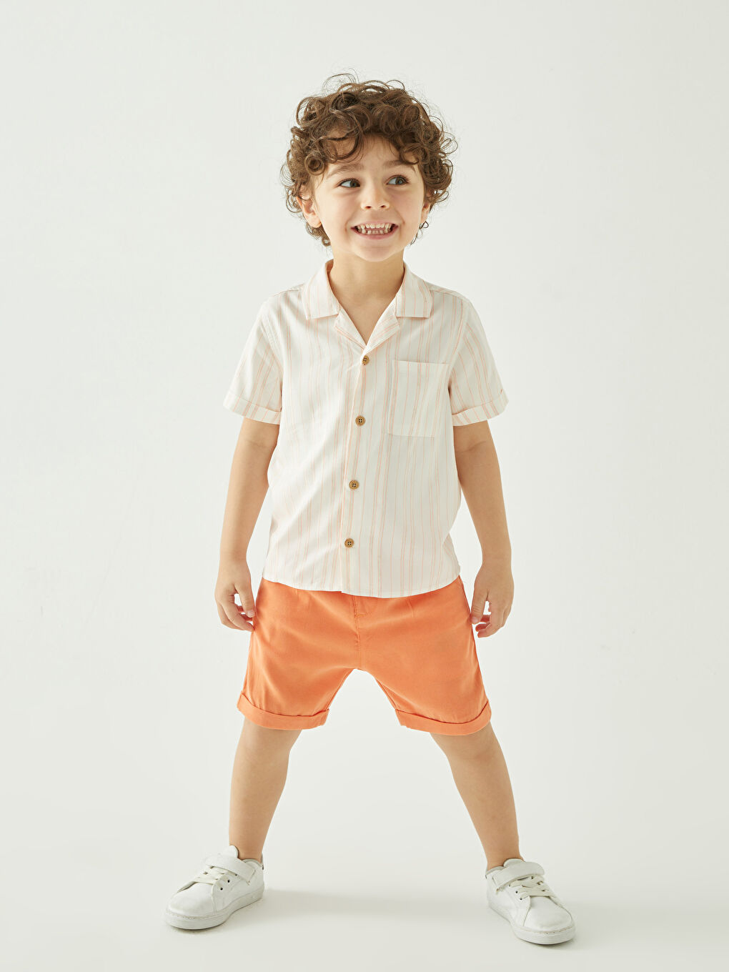 Kısa Kollu Çizgili Erkek Bebek Gömlek ve Şort 2'li Takım