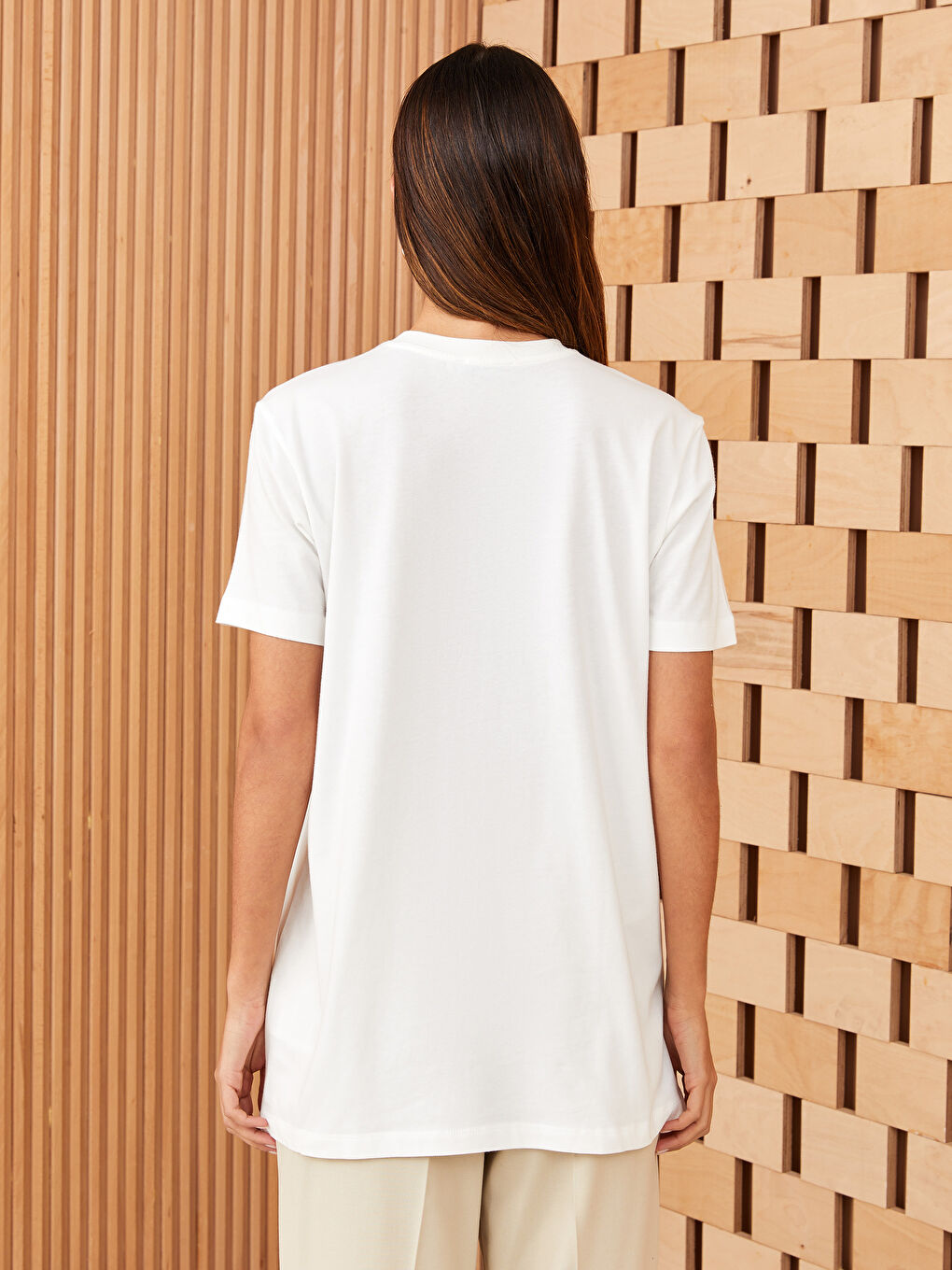 Ekru Bisiklet Yaka Baskılı Kısa Kollu Kadın Tunik-4