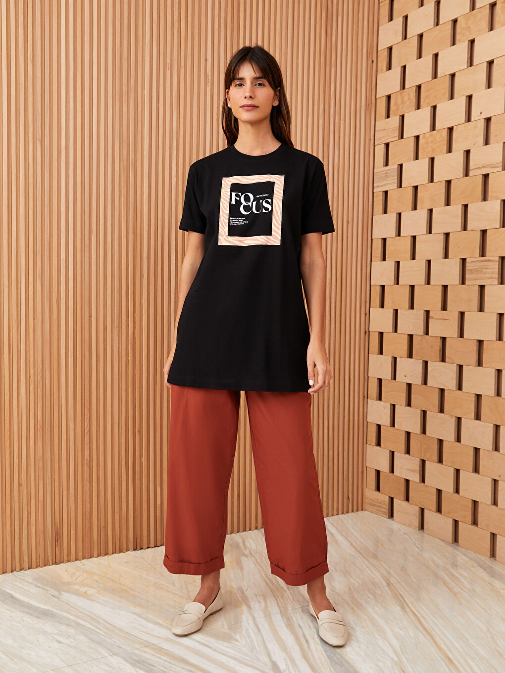 Crew Neck Printed Short Sleeve Women's Tunic-2