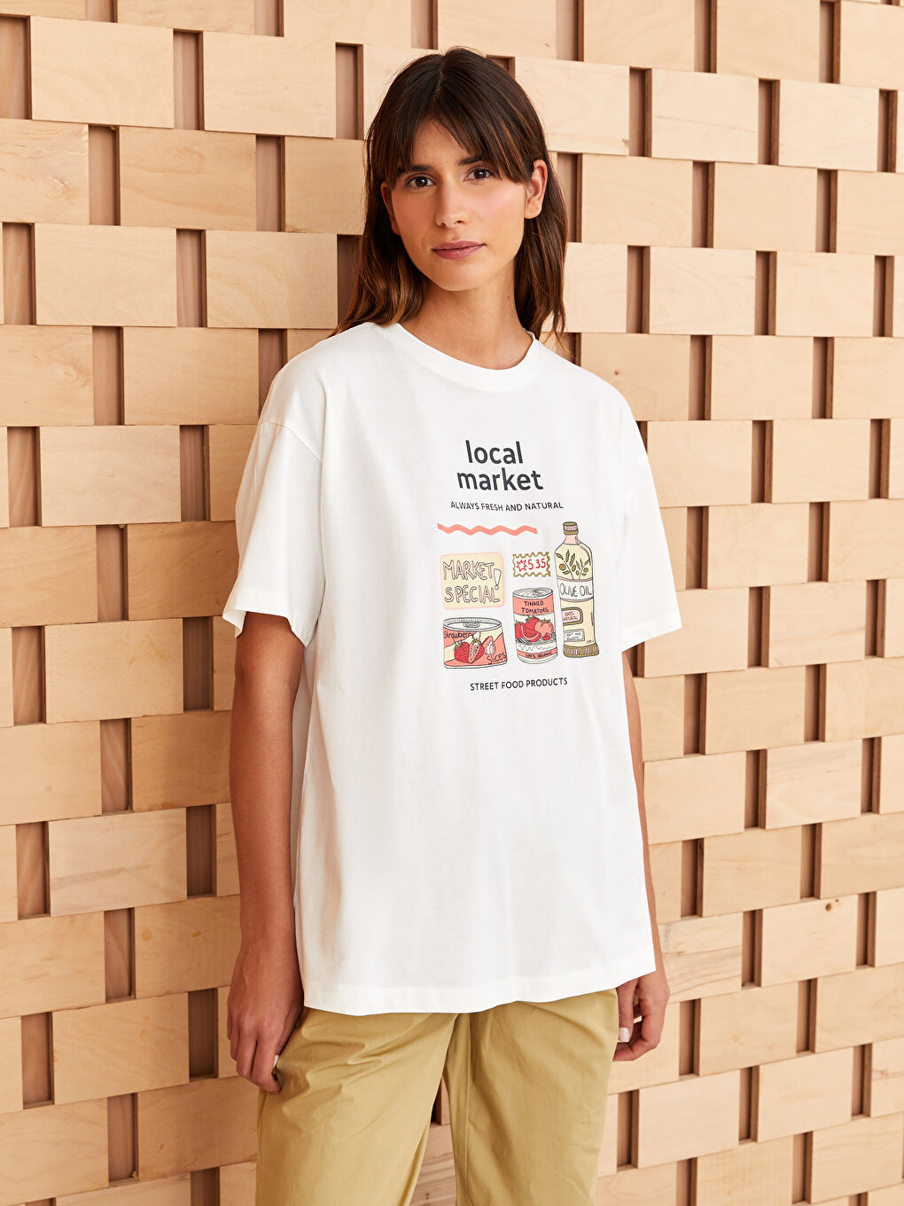 Ekru Bisiklet Yaka Baskılı Kısa Kollu Oversize Kadın Tunik-1