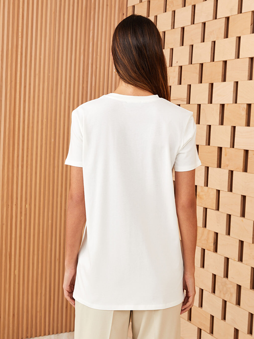 Ekru Bisiklet Yaka Baskılı Kısa Kollu Kadın Tunik-4