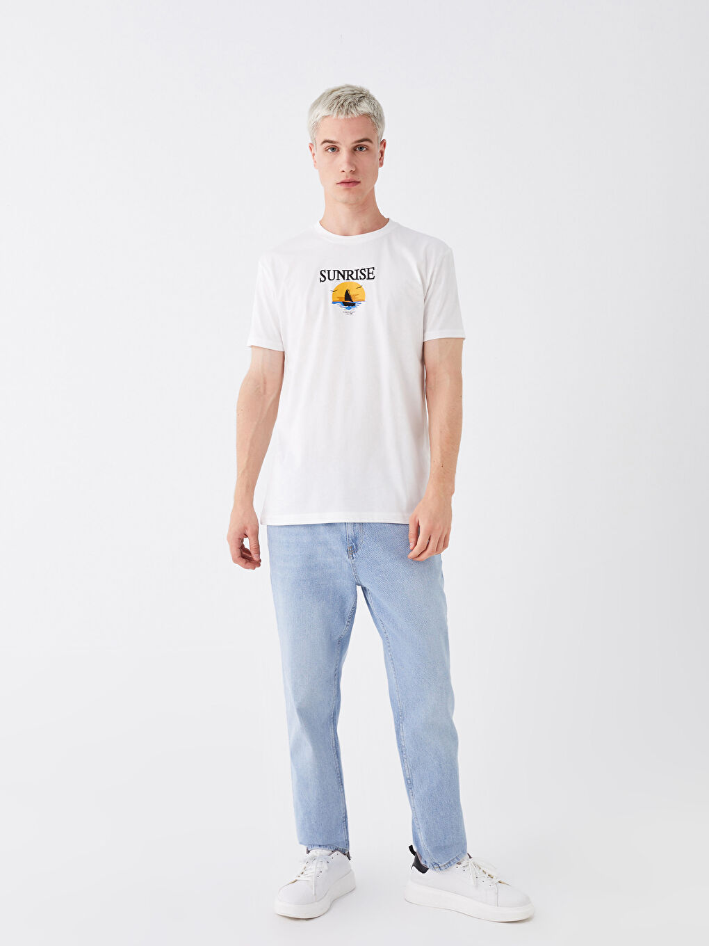 Beyaz Bisiklet Yaka Kısa Kollu Baskılı Penye Erkek Tişört-2