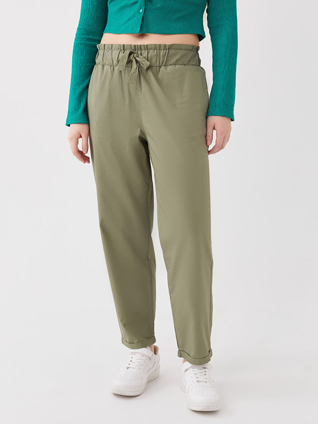 Locker sitzende schlichte Twill-Hose für Damen-4