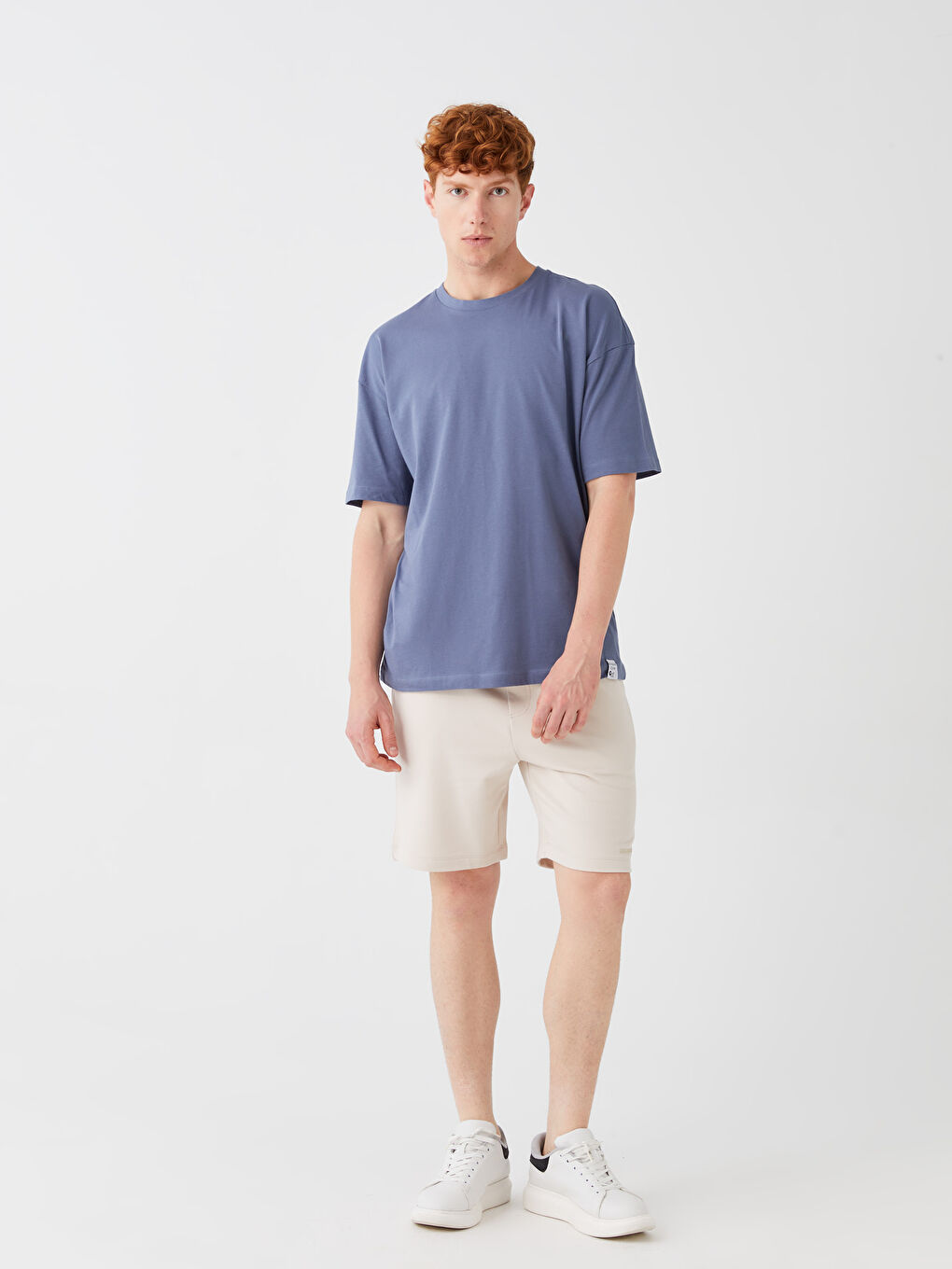 Bej Standart Kalıp Beli Bağlama Detaylı Erkek Şort-1