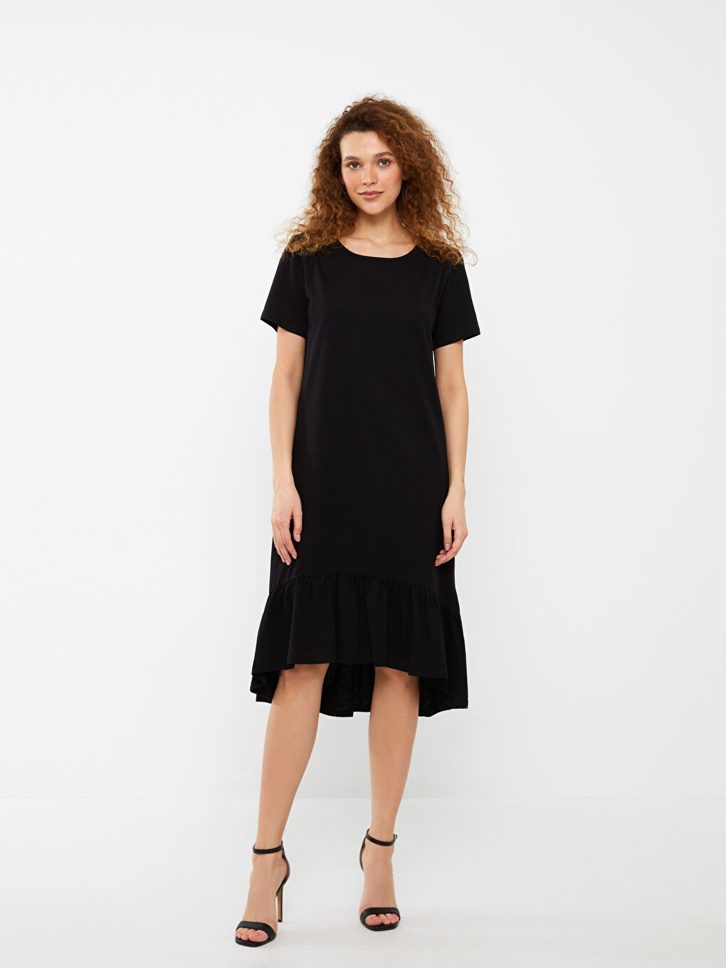 მრგვალი საყელო უბრალო მოკლე სახელო ქალებისთვის კაბა