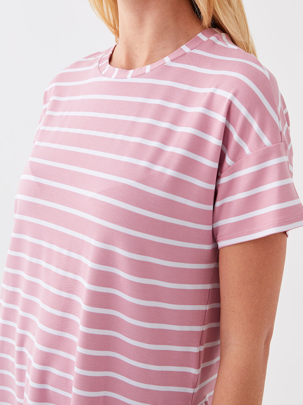 Crew Neck Striped Short Sleeve T-Shirt-3