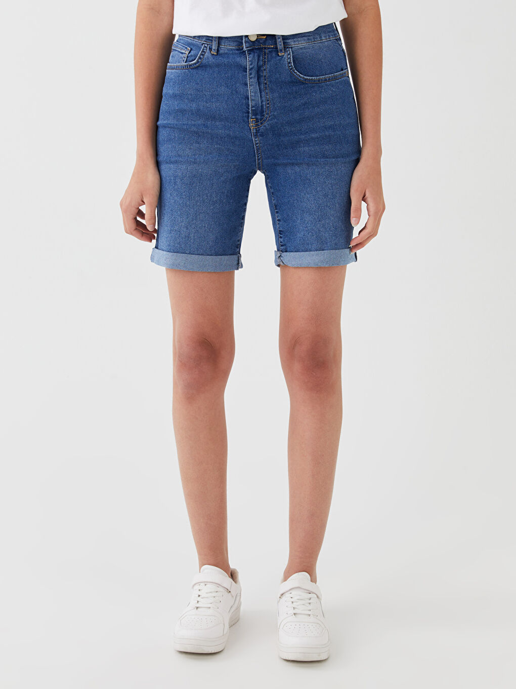 Normal Waist Bermuda Fit Women's Jean Shorts -S3HD36Z8-507