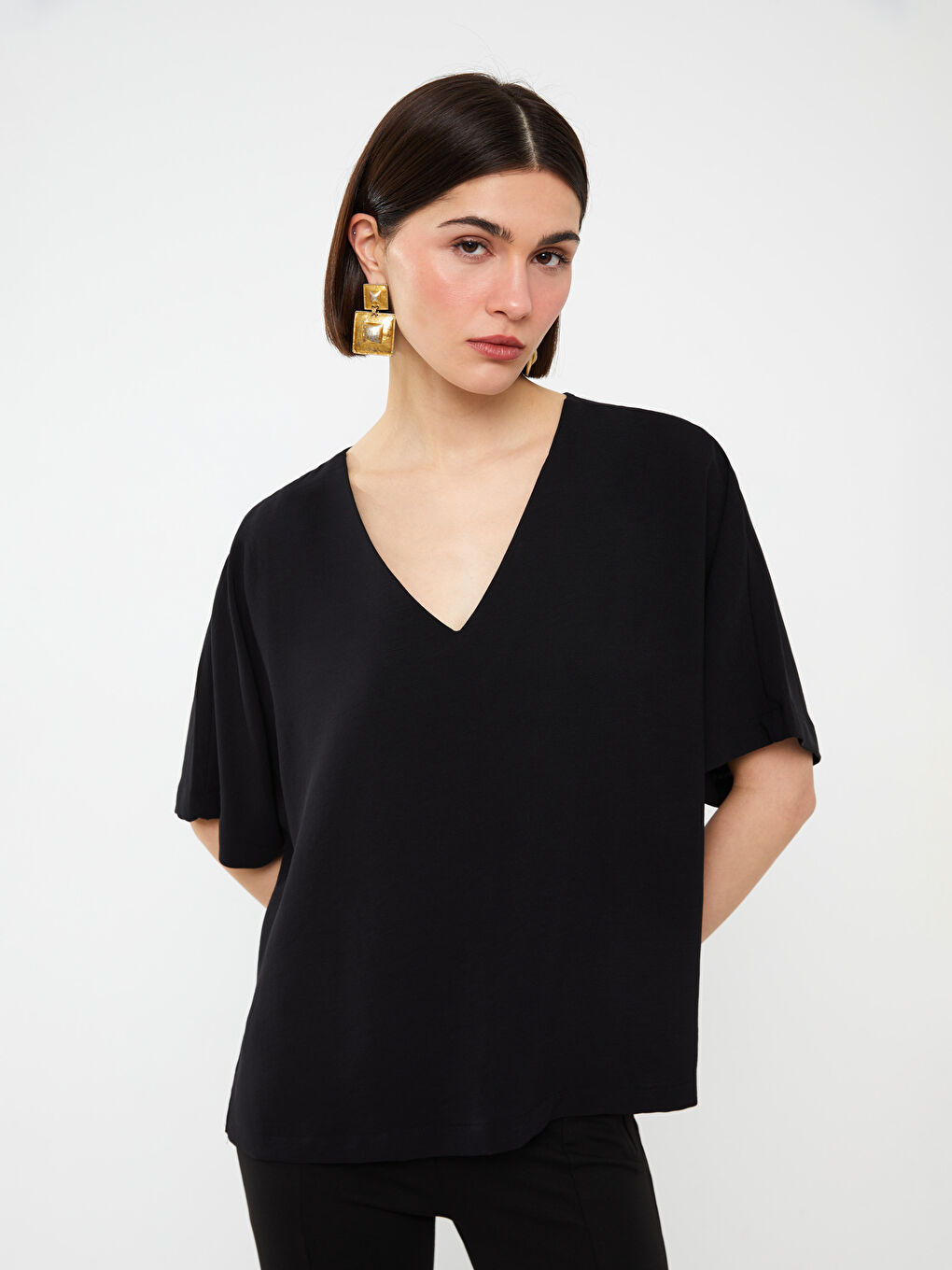Bluză Supradimensionată pentru Femei cu Decolteu în V, Simplă, Mânecă Scurtă-1