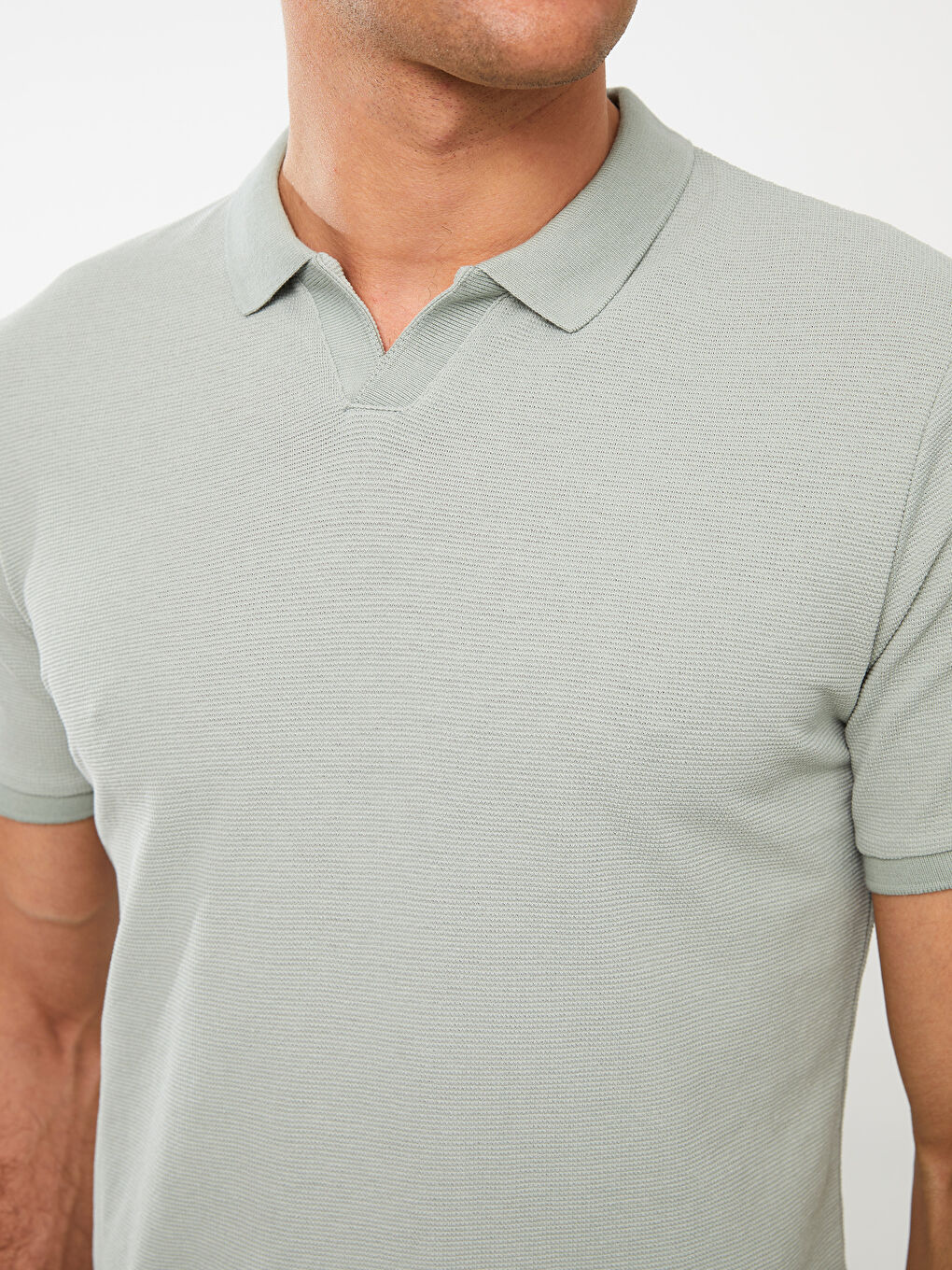 Yeşil Resort Yaka Kısa Kollu Erkek Tişört-3