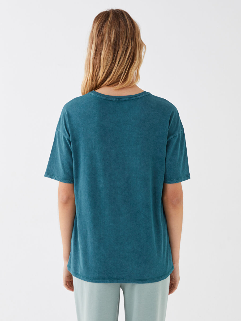 Petrol Bisiklet Yaka Baskılı Kısa Kollu Kadın Tişört-4