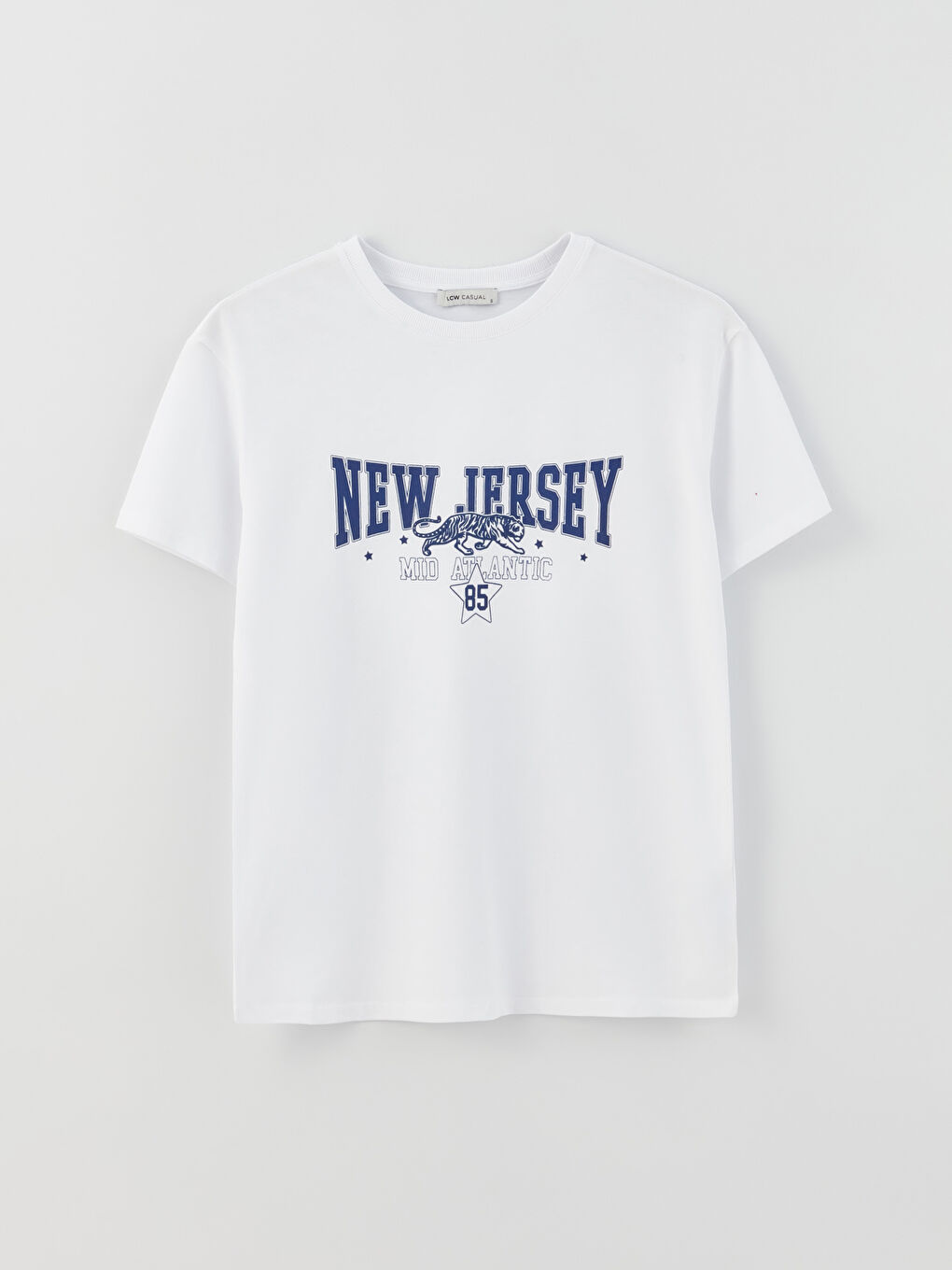 Beyaz Bisiklet Yaka Baskılı Kısa Kollu Kadın Tişört-5