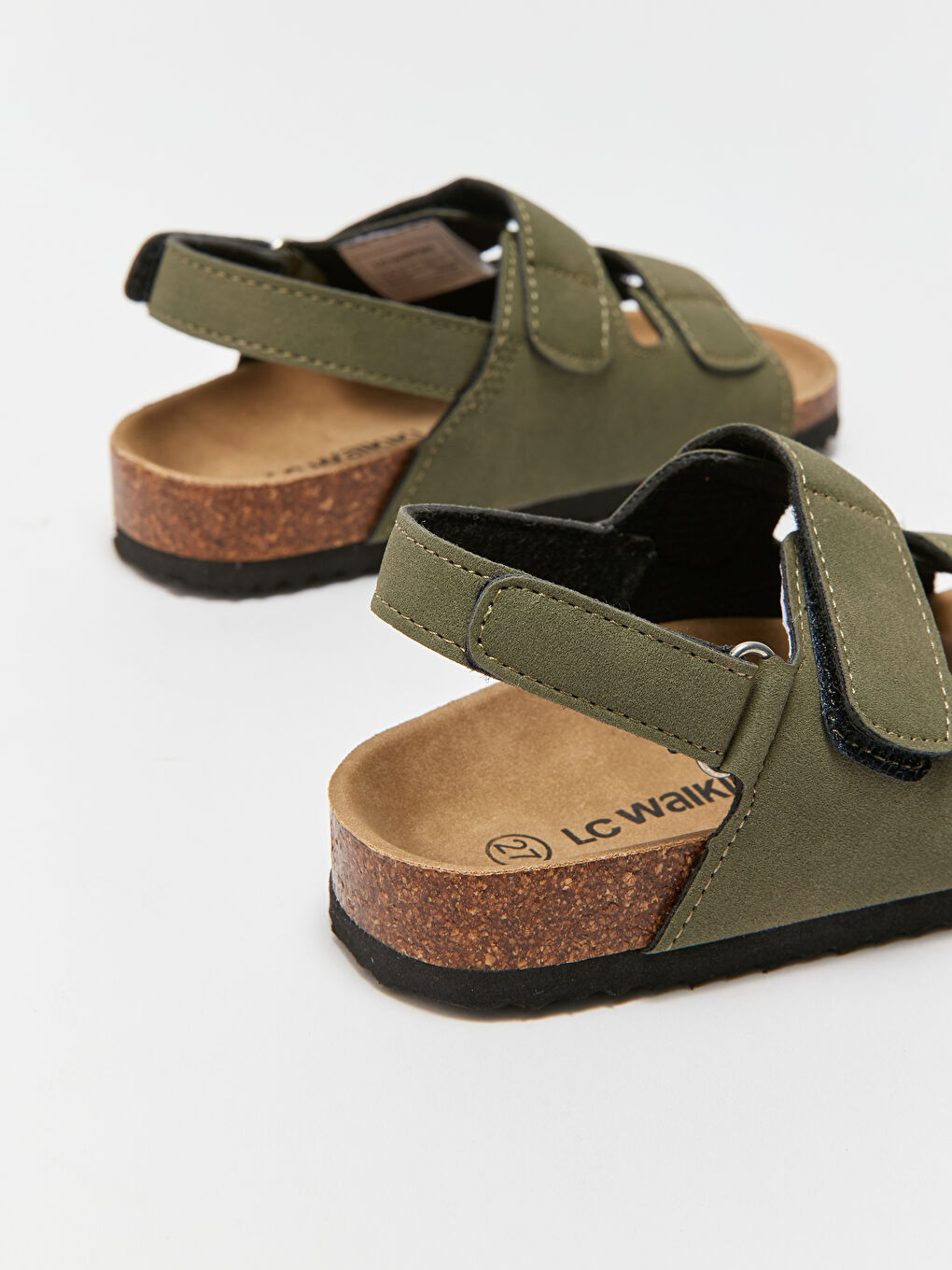 صنادل أولاد صغار بمظهر الجلد السويدي مع إغلاق بخطاف وحلقة-4