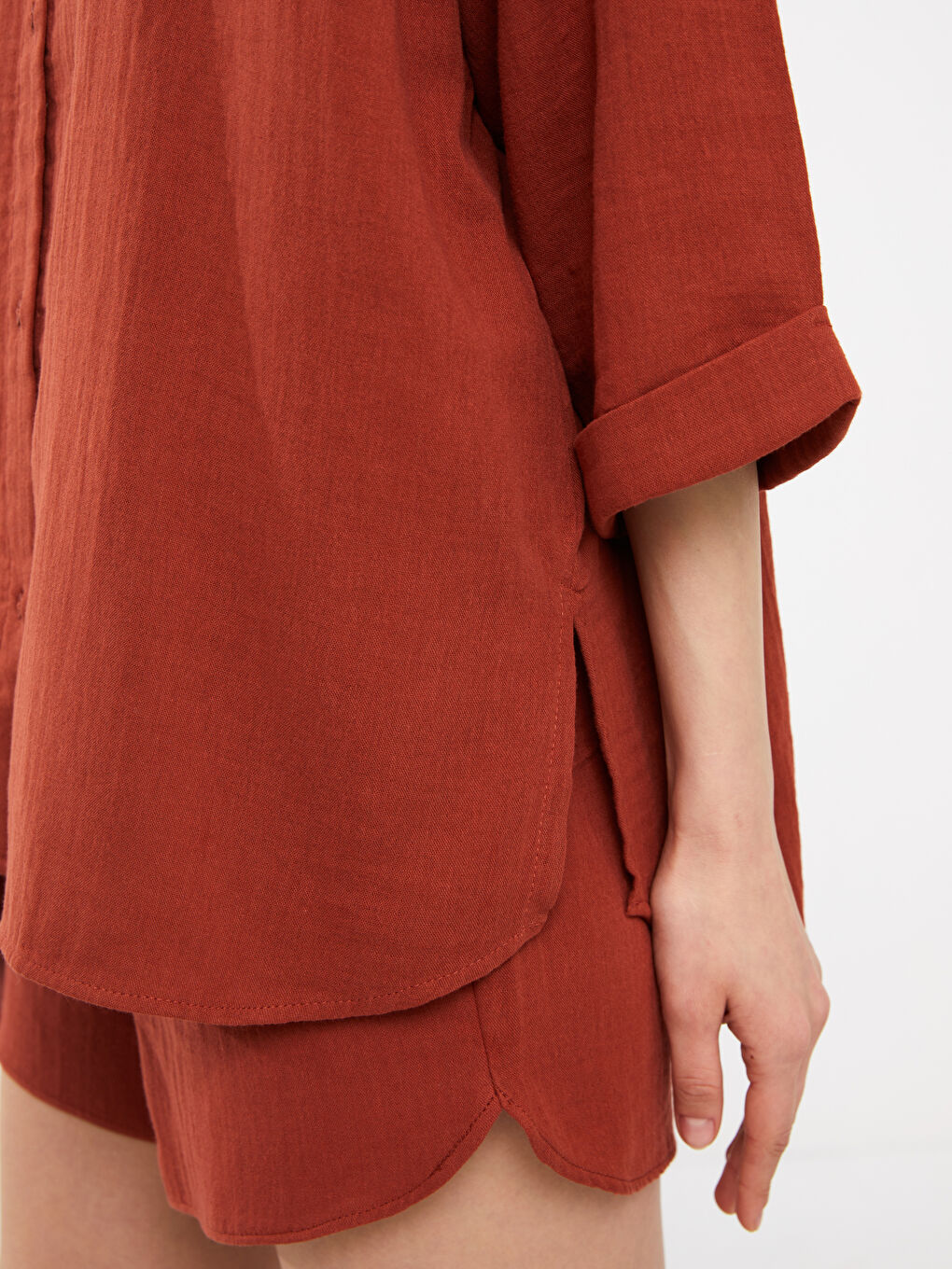 Kahverengi Düz Oversize Müslin Kadın Gömlek-3