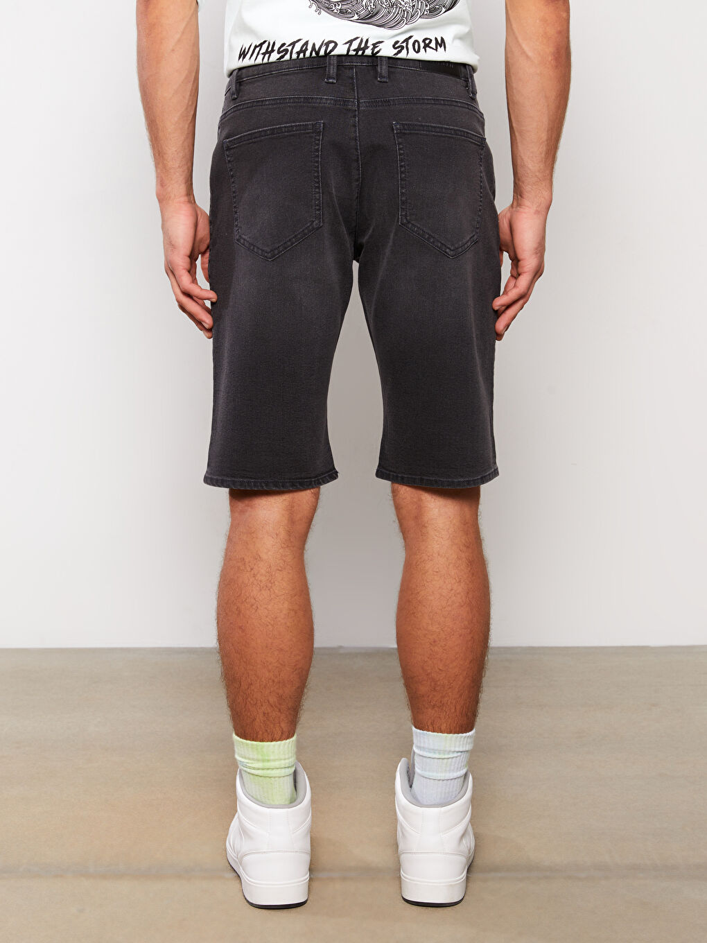 LCW Jeans شورت جينز رجالي بقصة عادية -S3HE95Z8-GRD