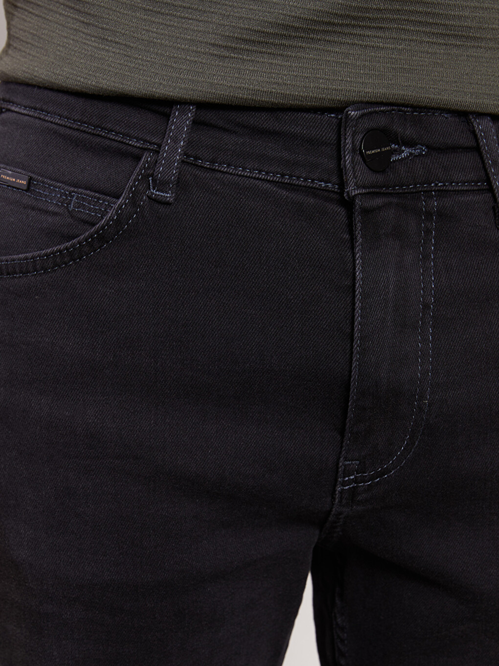 Standard Fit Men's Denim Shorts-2