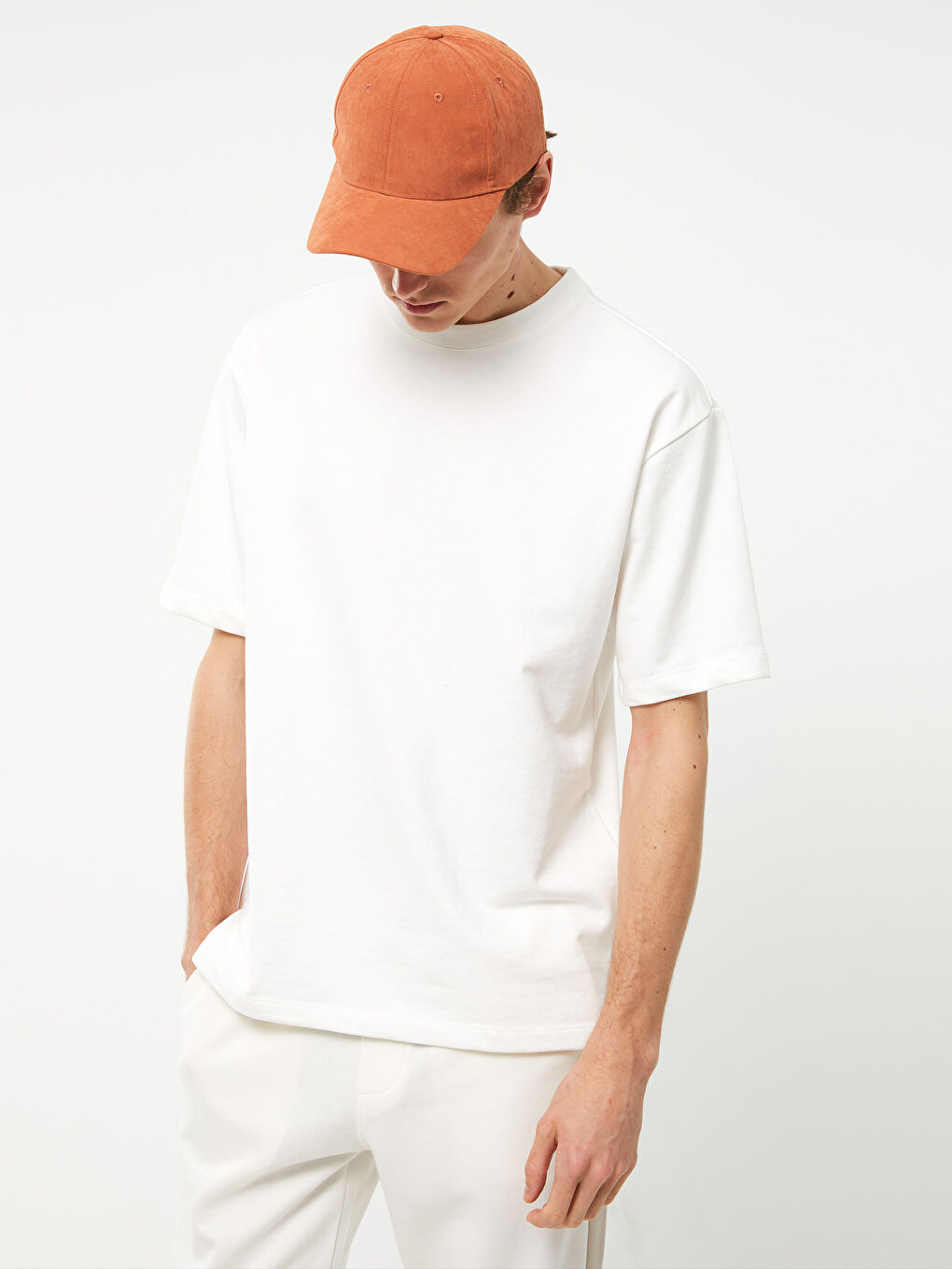 سويت شيرت كم قصير بياقة دائرية للرجال-1