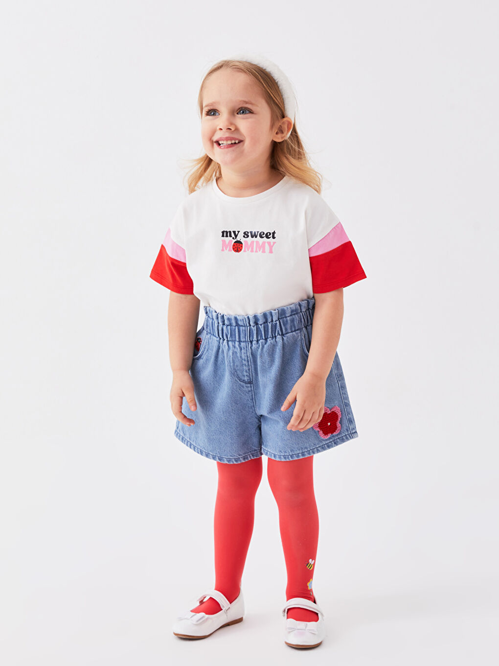 Nakışlı Kız Bebek Jean Şort ve Külotlu Çorap