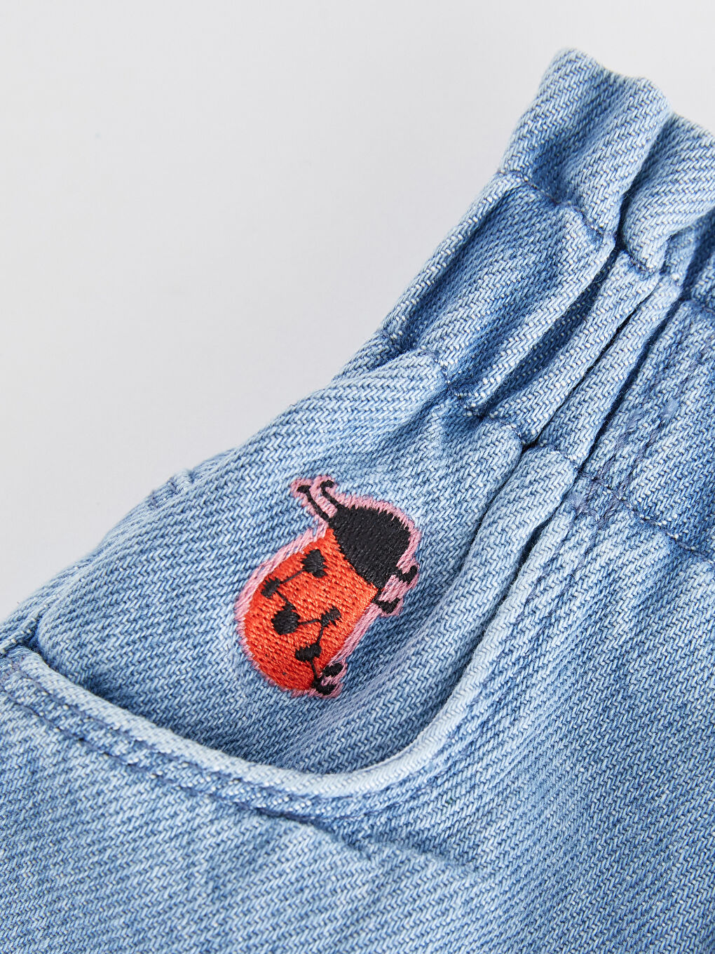 Nakışlı Kız Bebek Jean Şort ve Külotlu Çorap-5