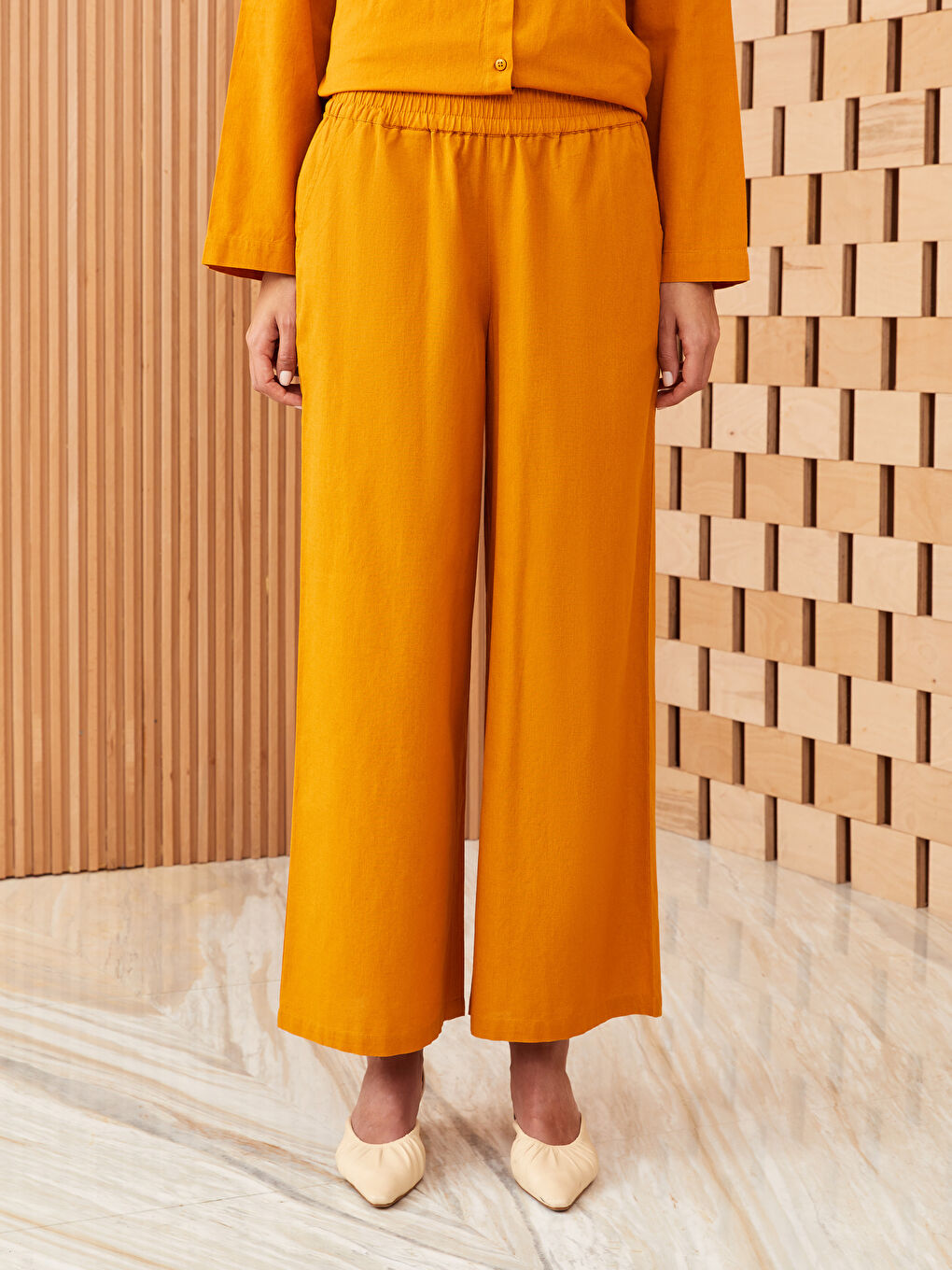 Regular Fit Wide Leg Women's Trousers-2