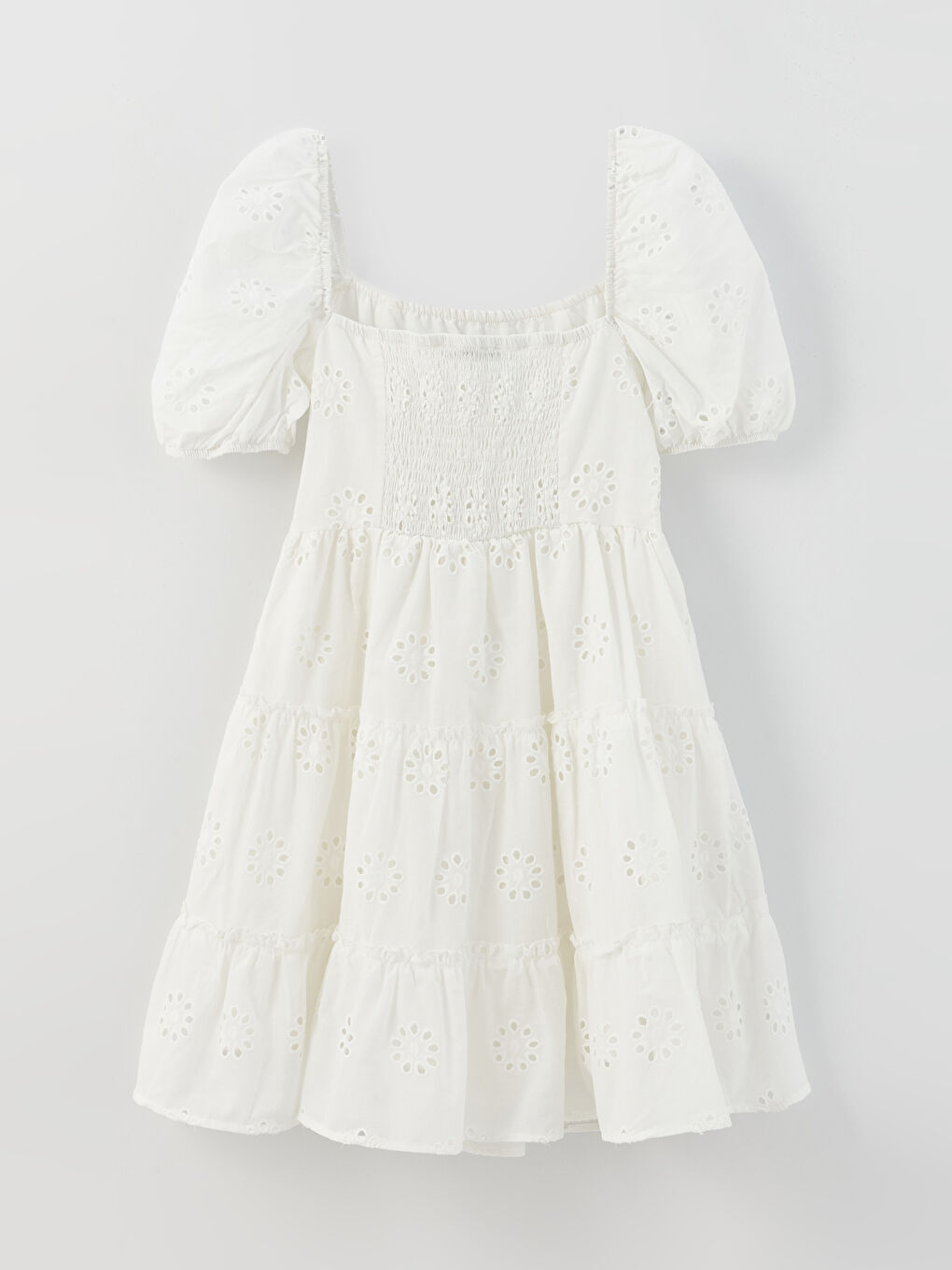 Beyaz Kare Yaka Kendinden Desenli Kısa Kollu Brode Kadın Elbise-6