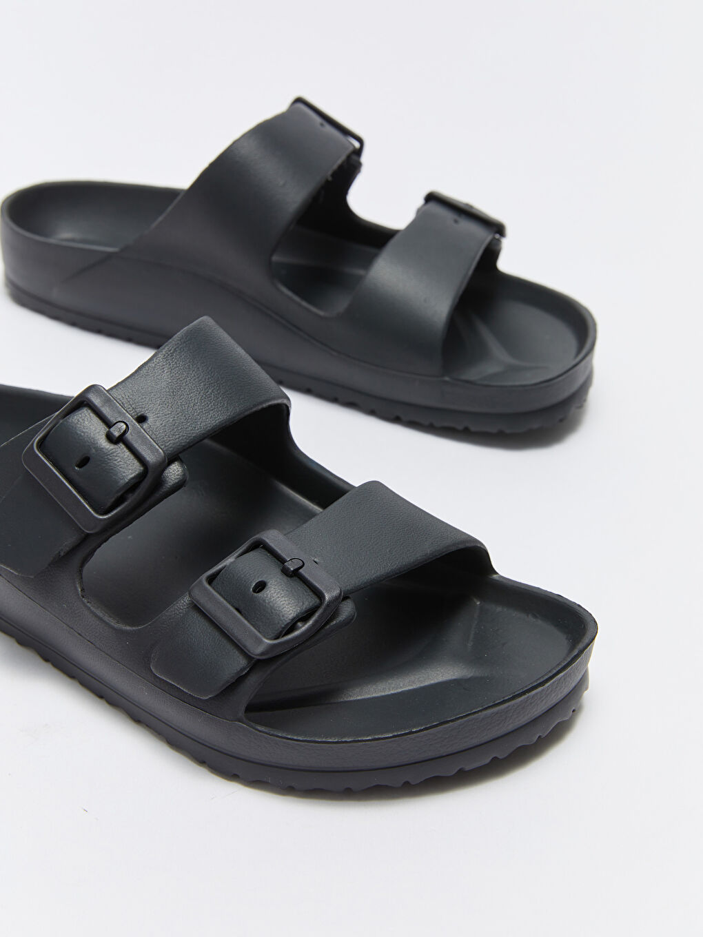 Buckle Detailed Double Strap Men's Slippers-2