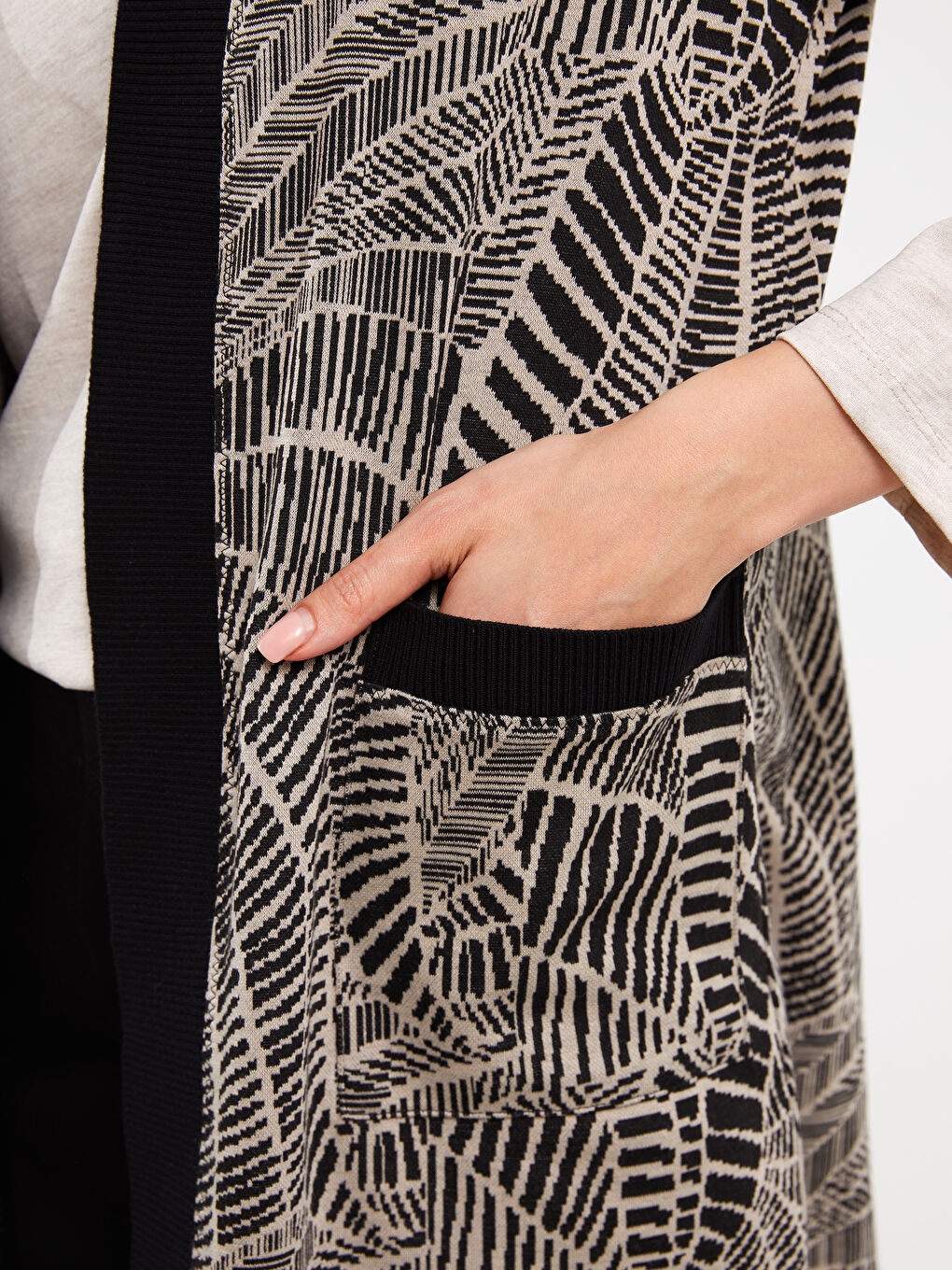 Shawl Collar Patterned Women's Vest-3