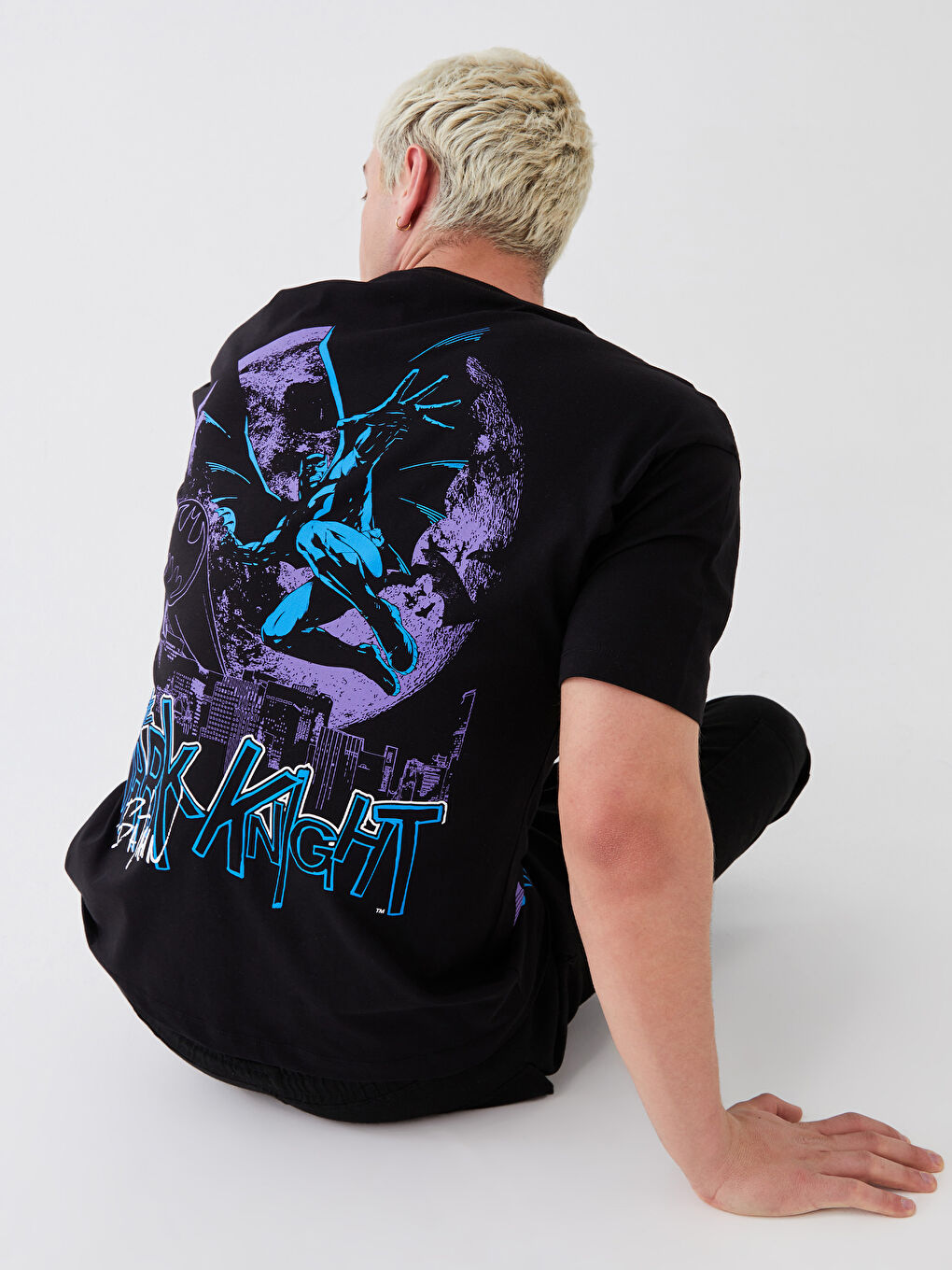 Siyah Bisiklet Yaka Kısa Kollu Batman Baskılı Penye Erkek Tişört