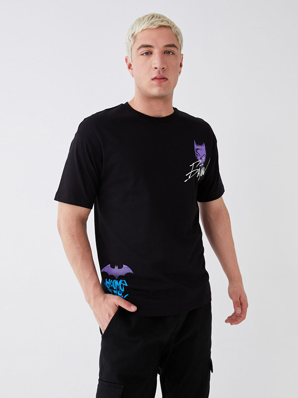 Siyah Bisiklet Yaka Kısa Kollu Batman Baskılı Penye Erkek Tişört-1
