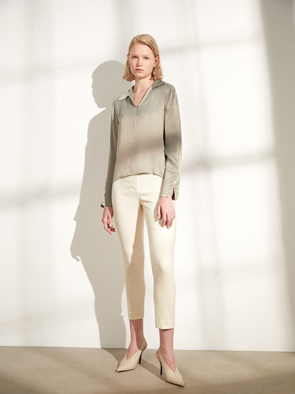 Haki Gömlek Yaka Düz Uzun Kollu Kadın Bluz-2