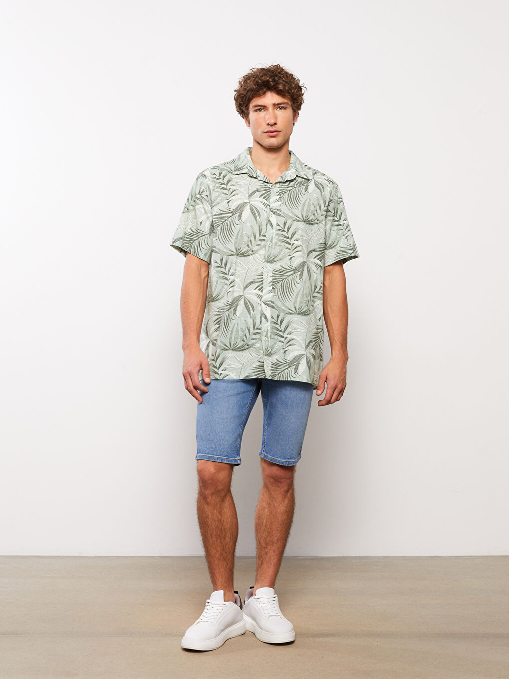 Extra Slim Fit Men's Denim Shorts