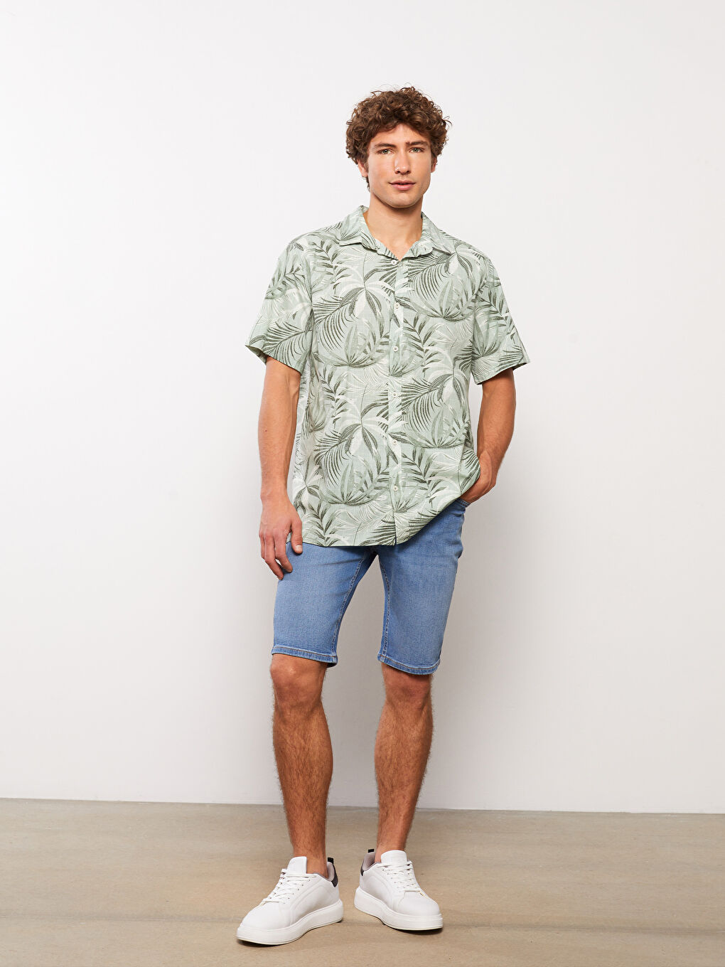 Extra Slim Fit Men's Denim Shorts-1