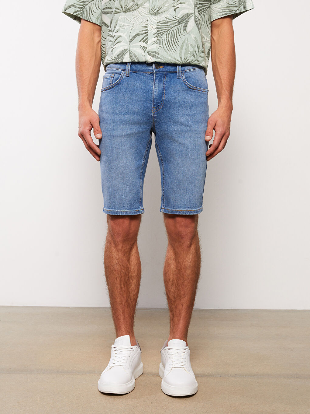 Extra Slim Fit Men's Denim Shorts-3