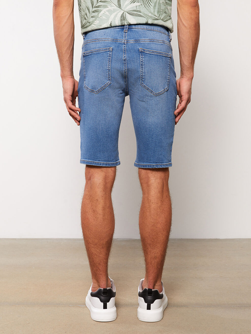 Extra Slim Fit Men's Denim Shorts-4