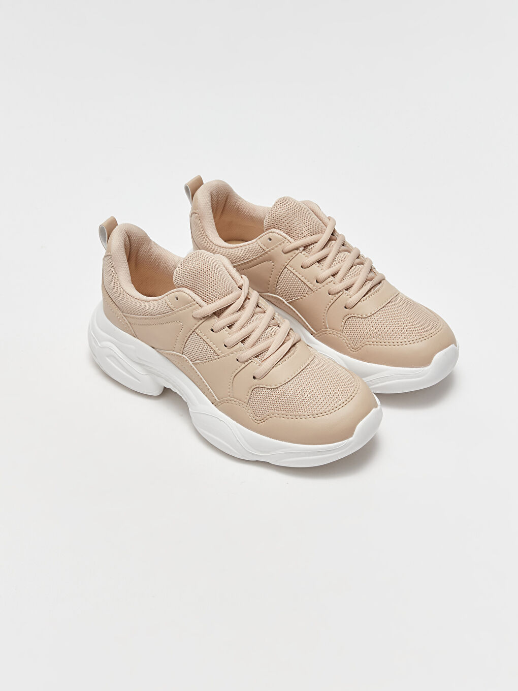 Bej Bağcıklı Kadın Spor Ayakkabı
