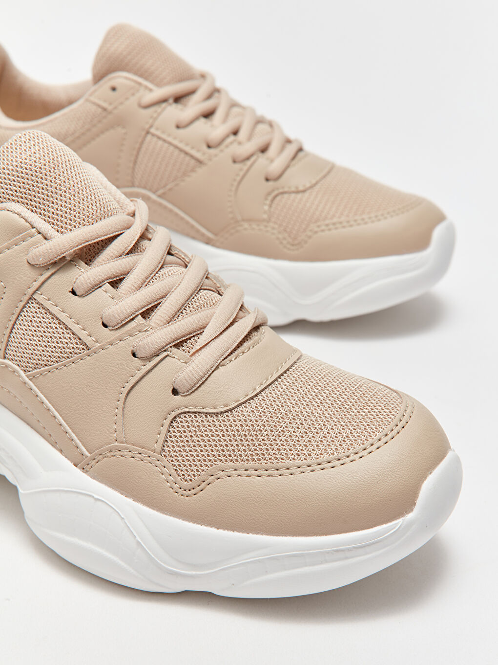 Bej Bağcıklı Kadın Spor Ayakkabı-2