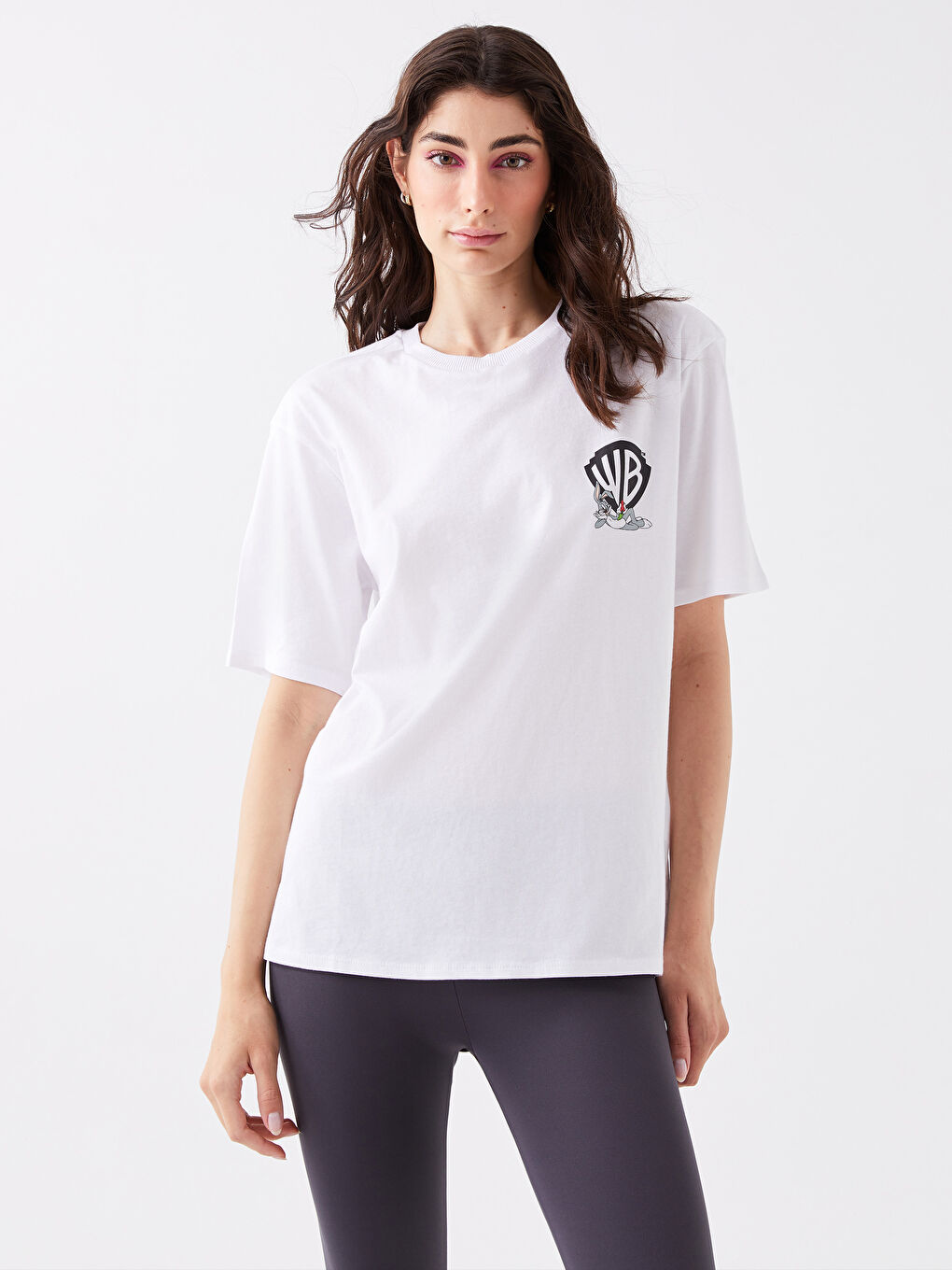 Crew Neck Bugs Bunny Printed Short Sleeve Oversize Women's T-Shirt-1