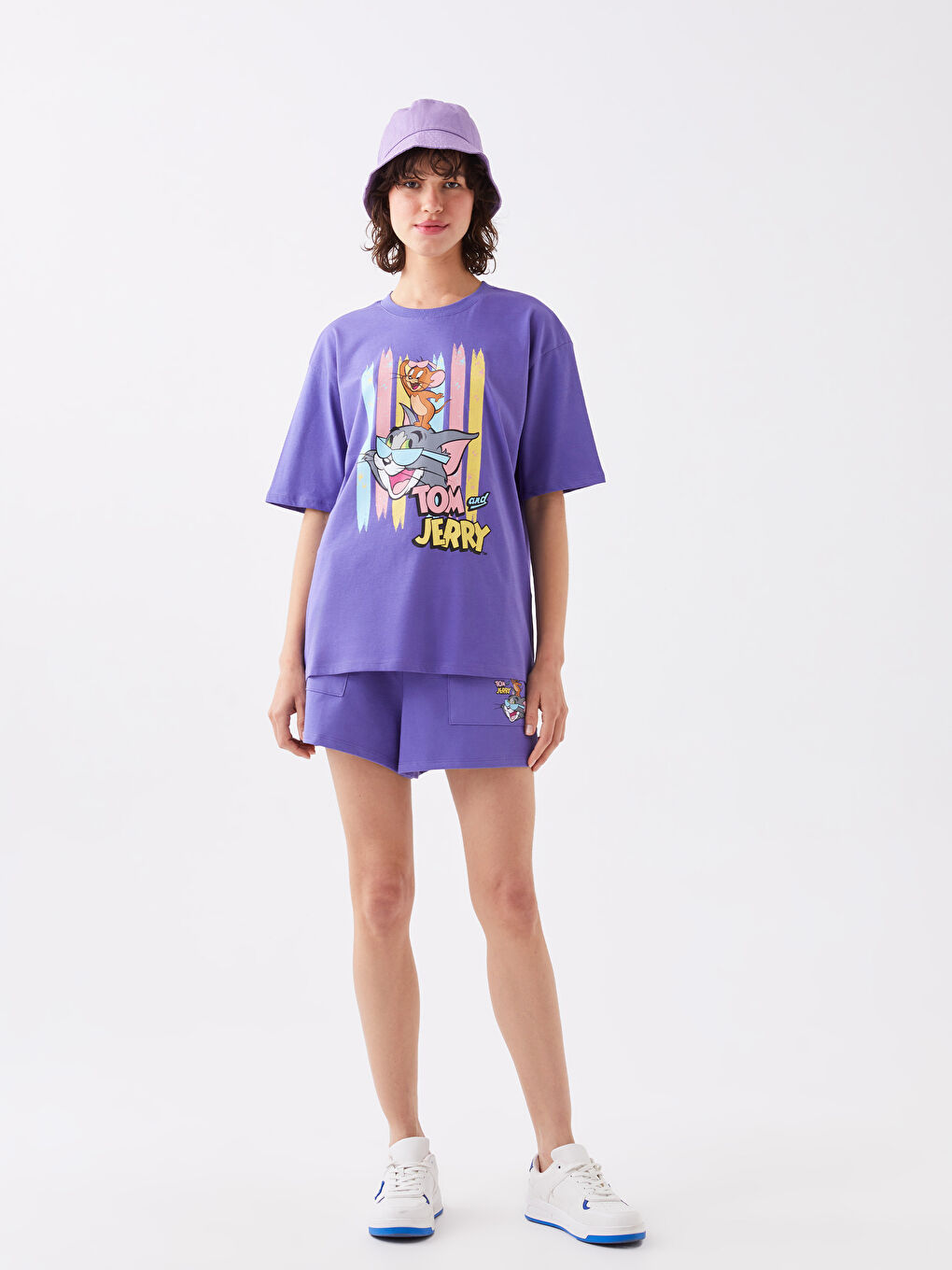 Mor Bisiklet Yaka Tom & Jerry Baskılı Oversize Kadın Tişört-2