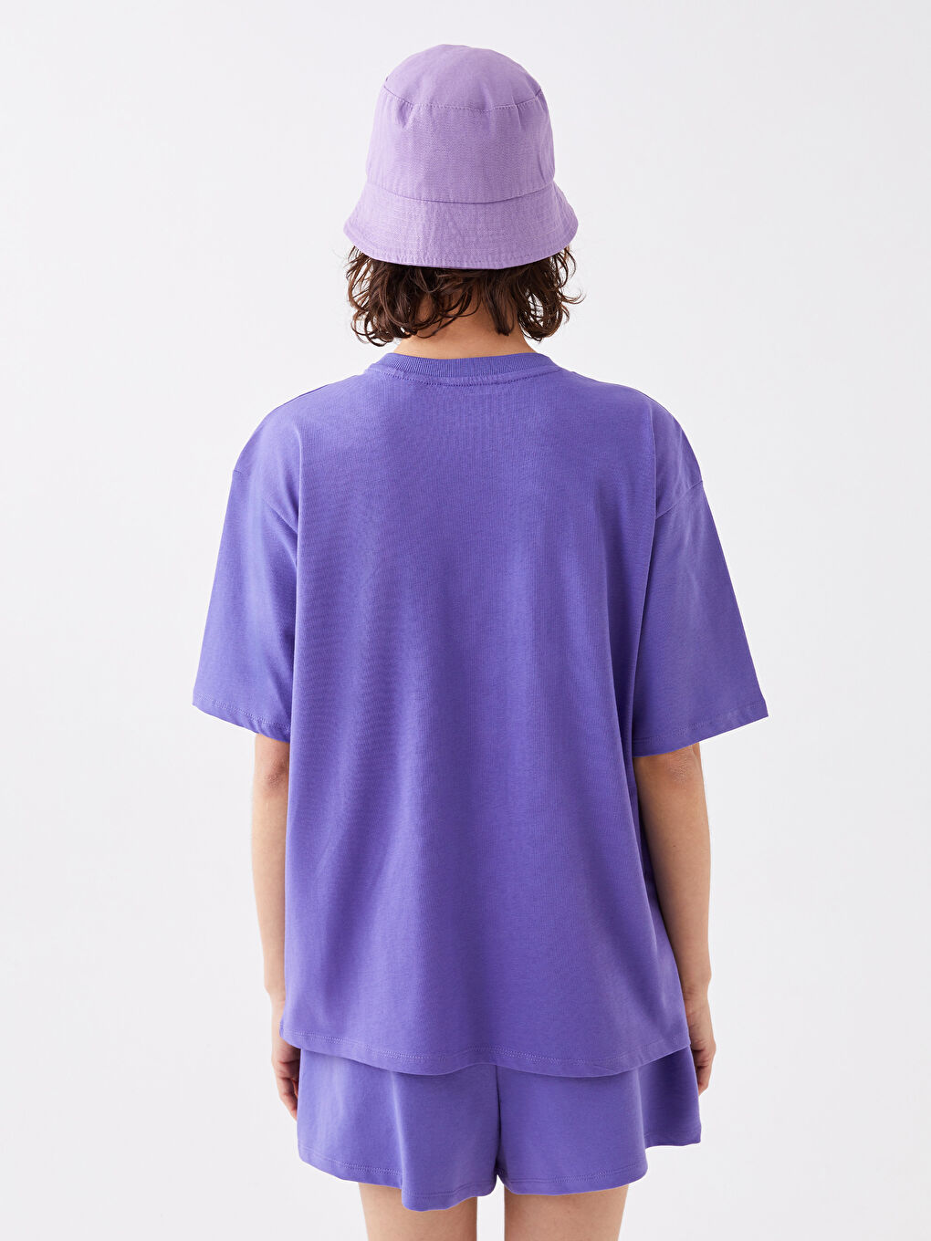 Mor Bisiklet Yaka Tom & Jerry Baskılı Oversize Kadın Tişört-4