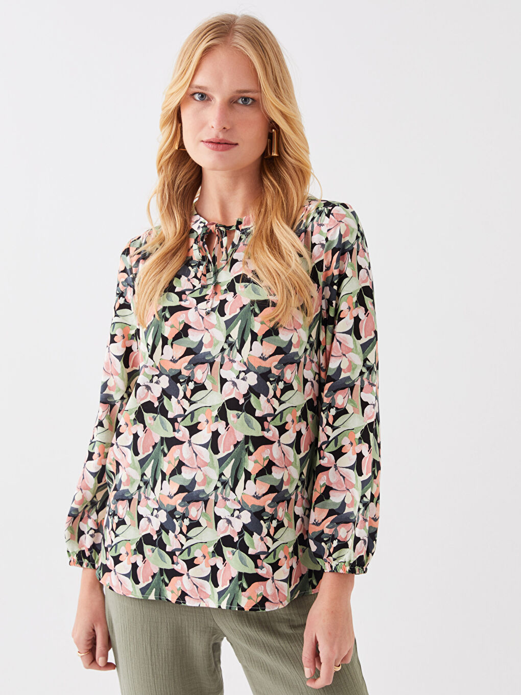 LCWAIKIKI Classic Tie Neck Patterned Long Sleeve Women's Blouse -S3HM10Z8-F9C