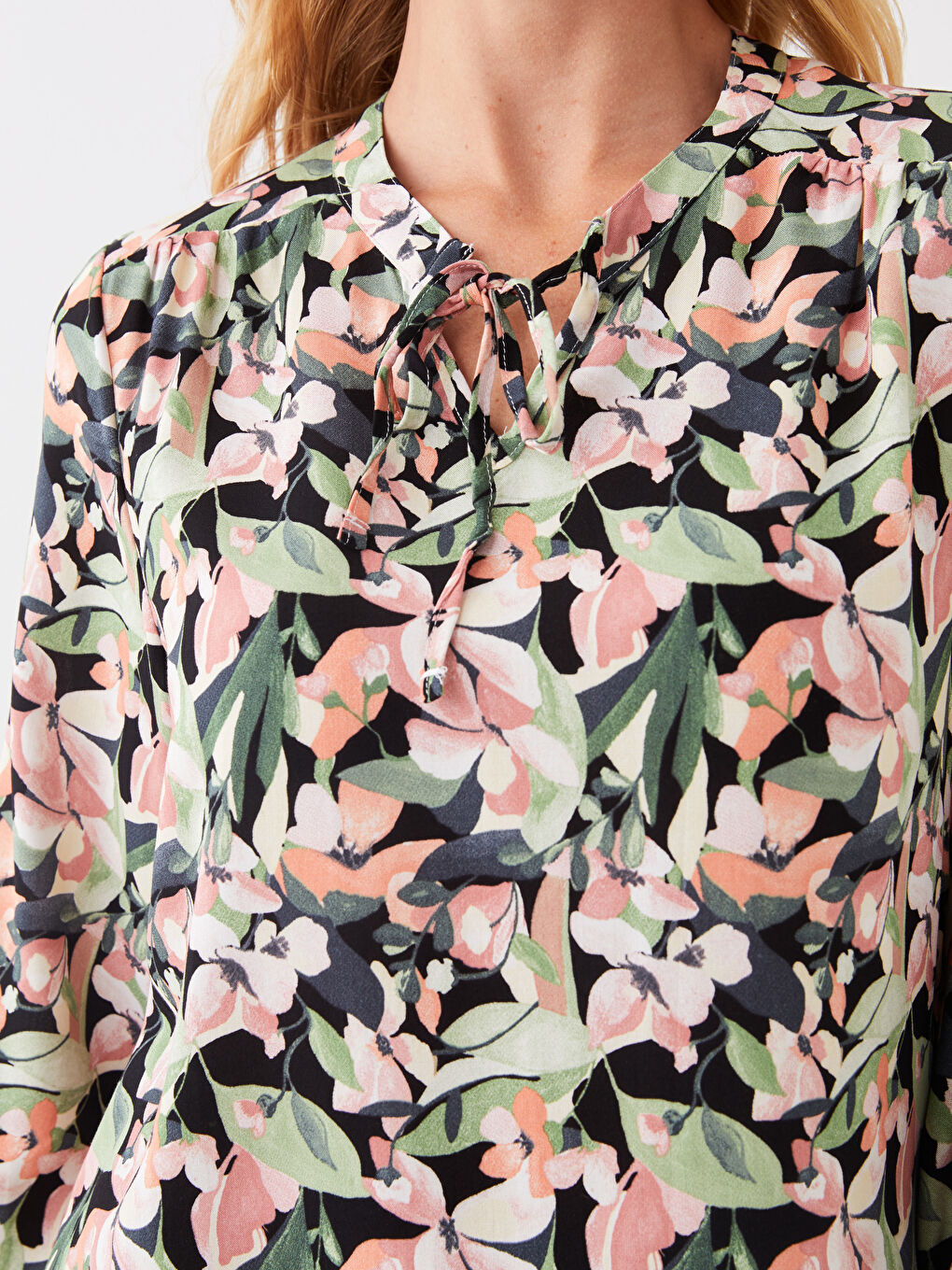 LCWAIKIKI Classic Tie Neck Patterned Long Sleeve Women's Blouse -S3HM10Z8-F9C