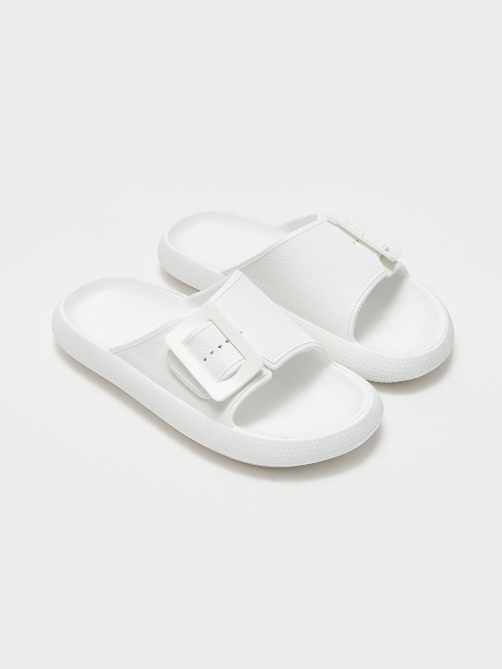 Single Band Buckled Women's Slippers