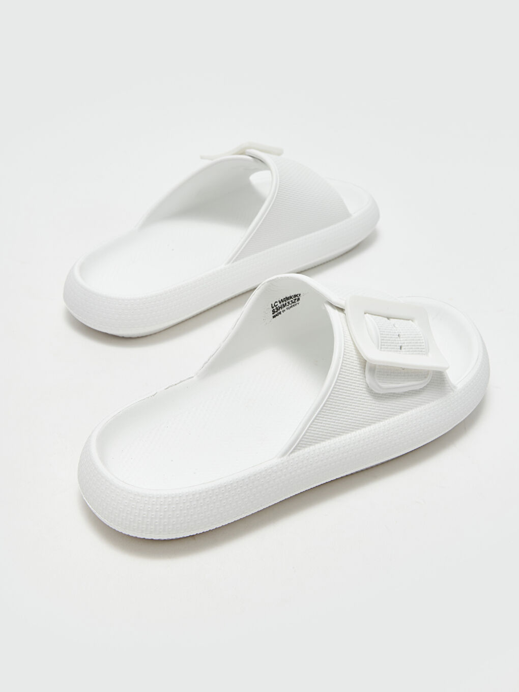 Single Band Buckled Women's Slippers-4