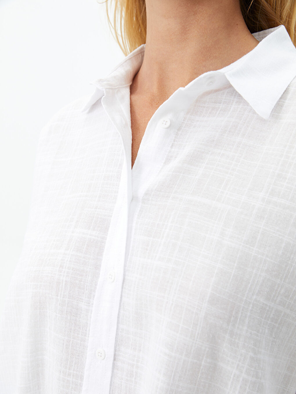 Beyaz Düz Uzun Kollu Oversize Kadın Gömlek-3